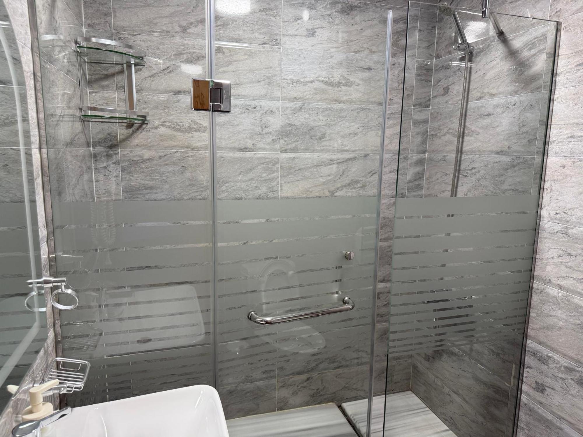Seafront 2 Bedrooms Flat Танжер Экстерьер фото